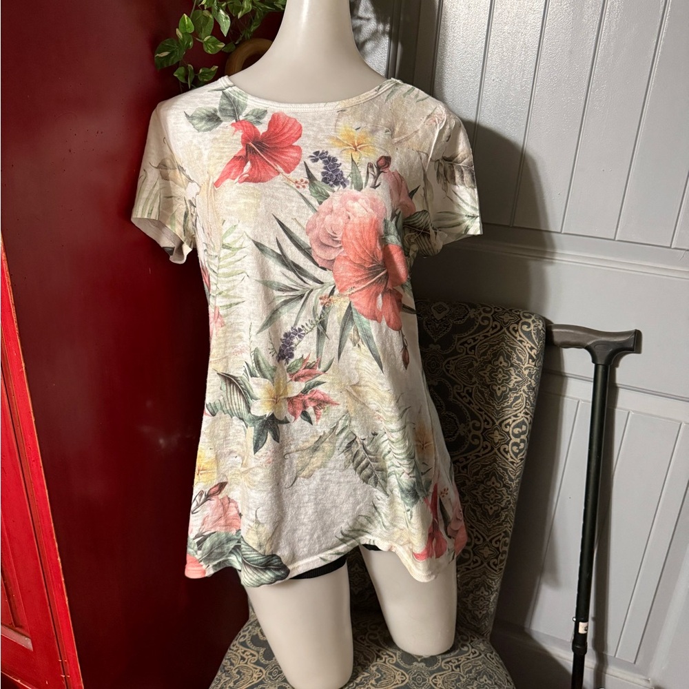 Promesa Floral Short Sleeve Top - Cream and Coral
